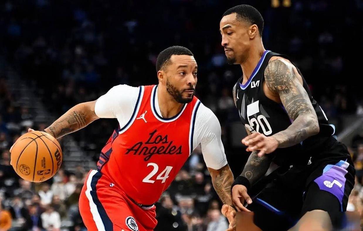 九游APP-包含里昂战术灵活多变，成功应对对手进攻的词条