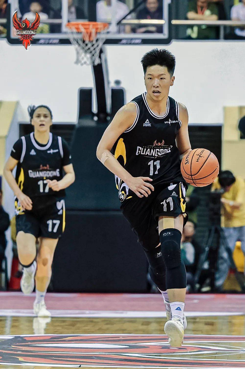 广东女篮取胜山西队,保持领先优势 广东女篮取胜山西队,保持领先优势