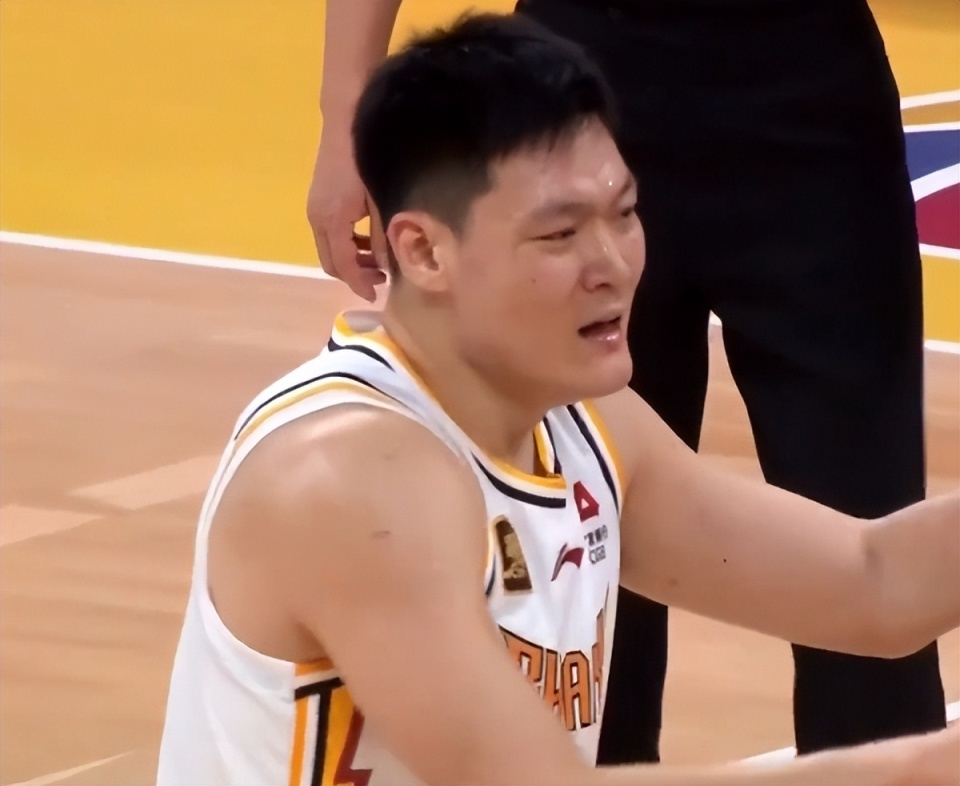 九游体育APP下载-广厦队客场险胜，晋级前景一片光明的简单介绍