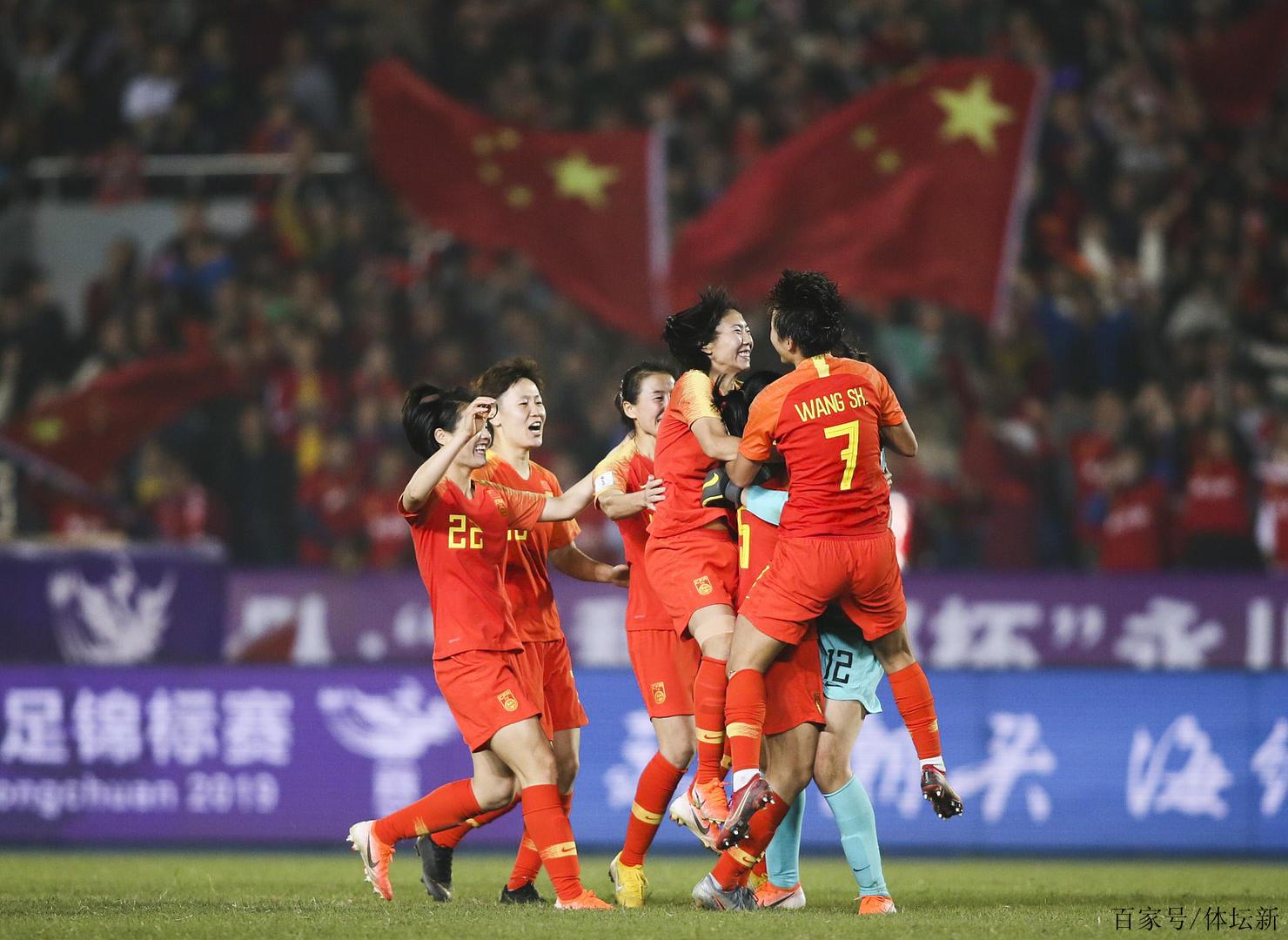 九游app下载-包含中国女足遭遇困难，队员受伤无法出战的词条