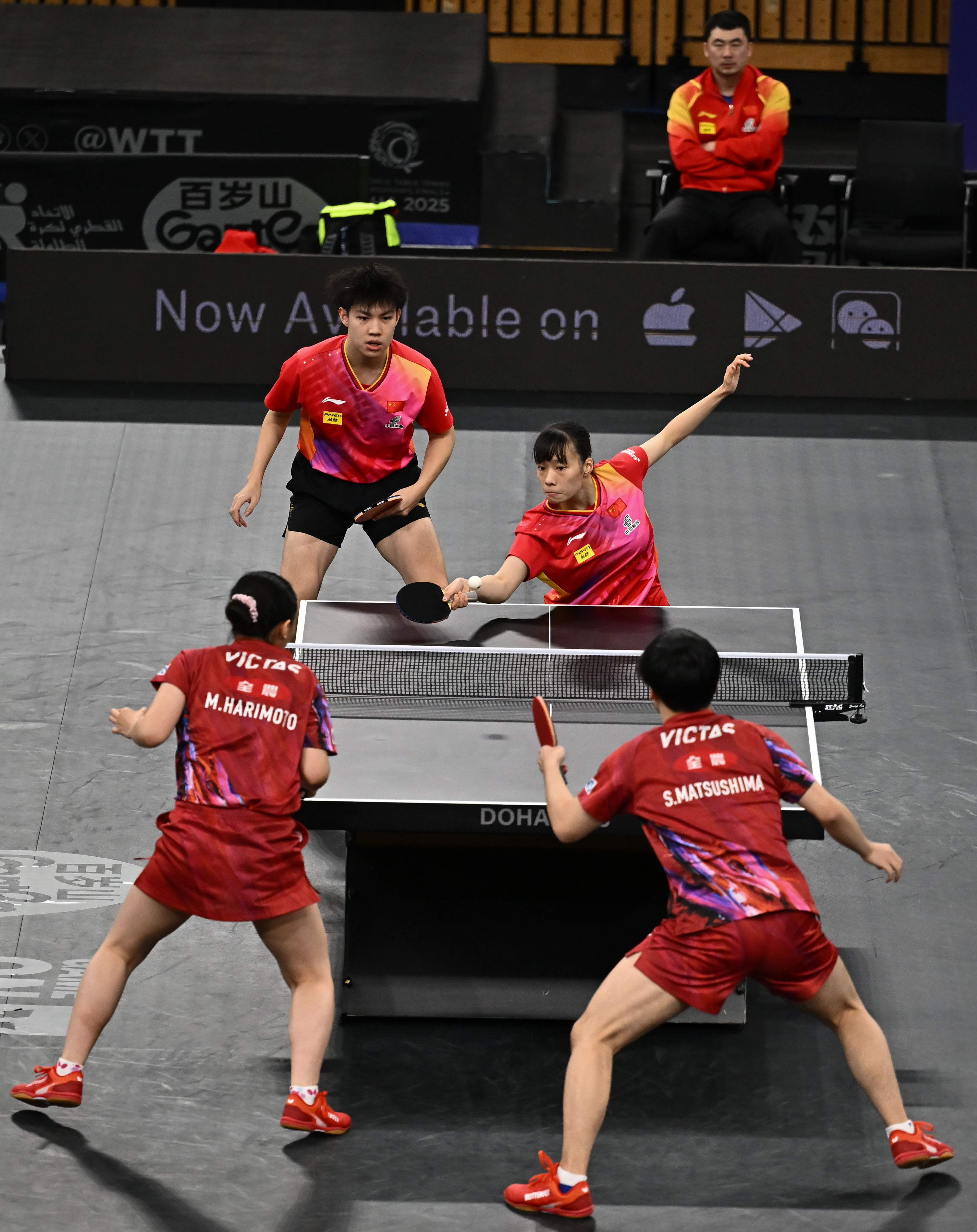 选手们展现出色的体育精神,赛场瞬间激动人心的简单介绍 选手们展现出色的体育精神,赛场瞬间激动人心的简单介绍