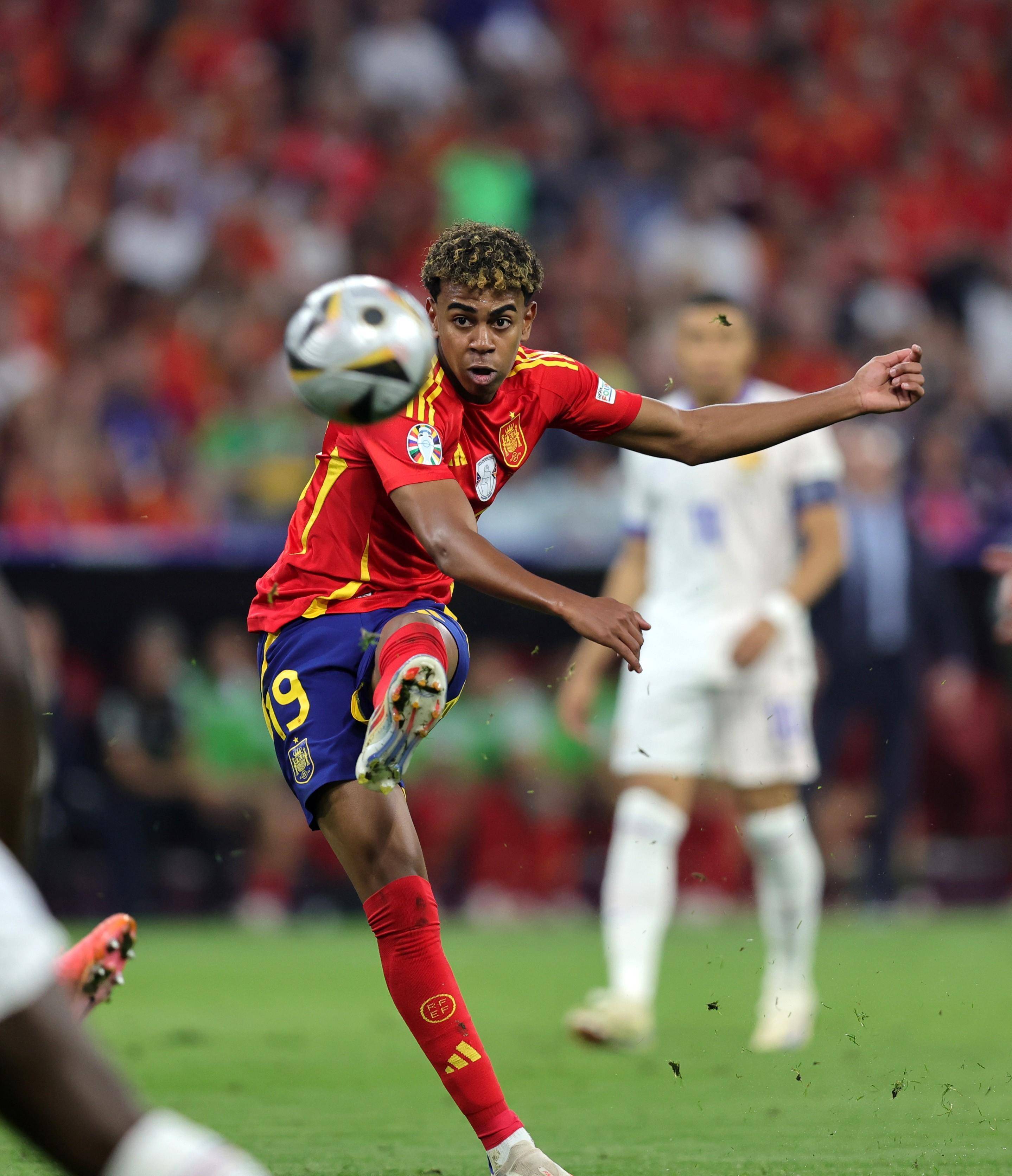 包含西班牙队在热身赛中表现优异,备战国际比赛的词条 包含西班牙队在热身赛中表现优异,备战国际比赛的词条