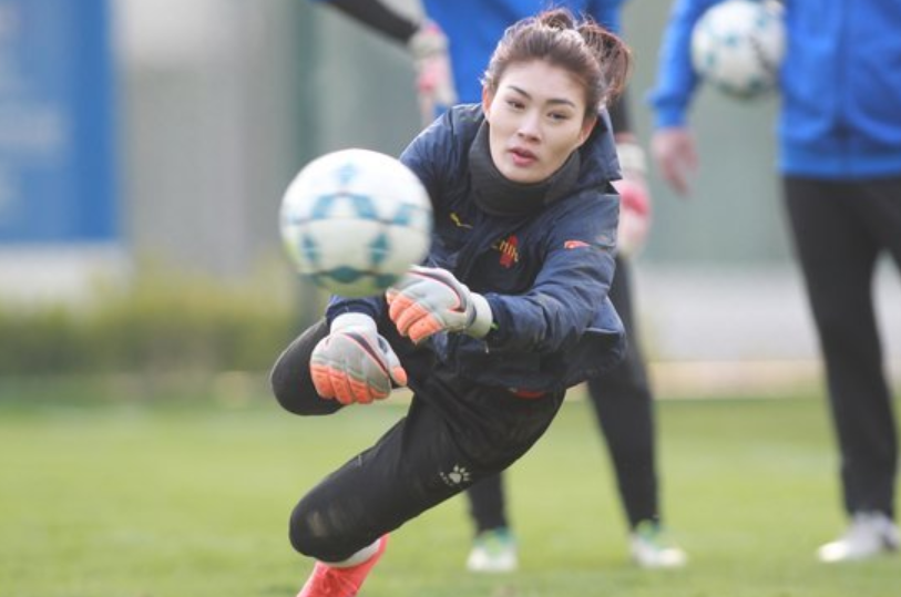 赛场风云激荡,中国女足发挥出色 赛场风云激荡,中国女足发挥出色