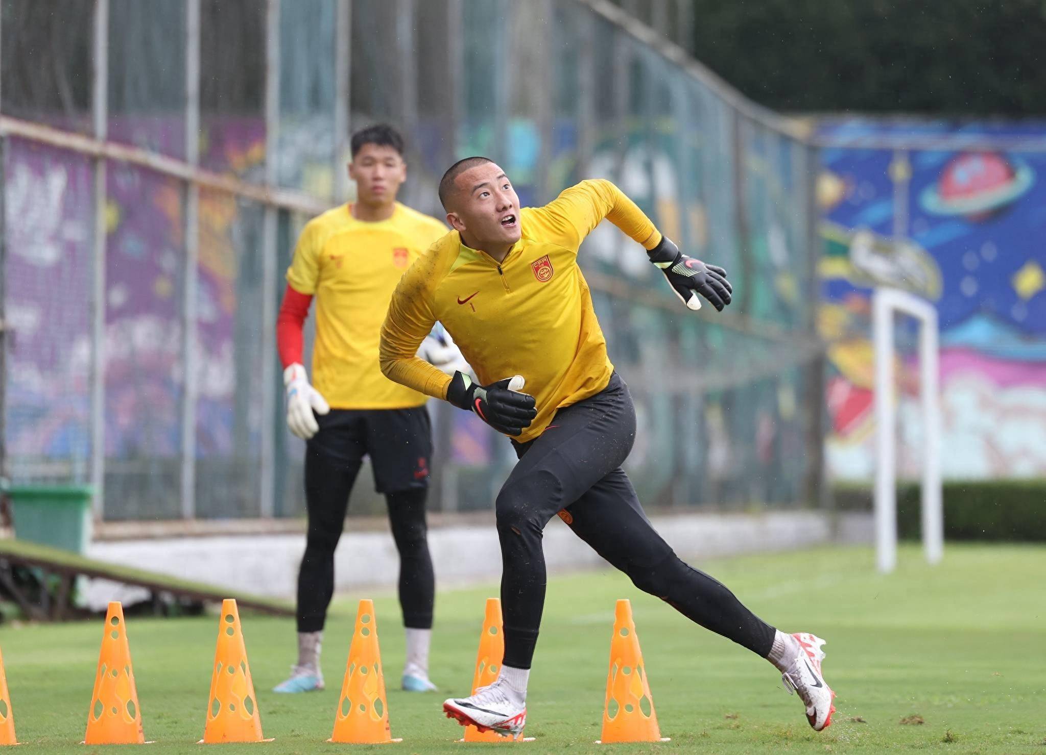 九游体育官方入口-关于无可阻挡的冠军之路，国家队稳坐领先位置的信息