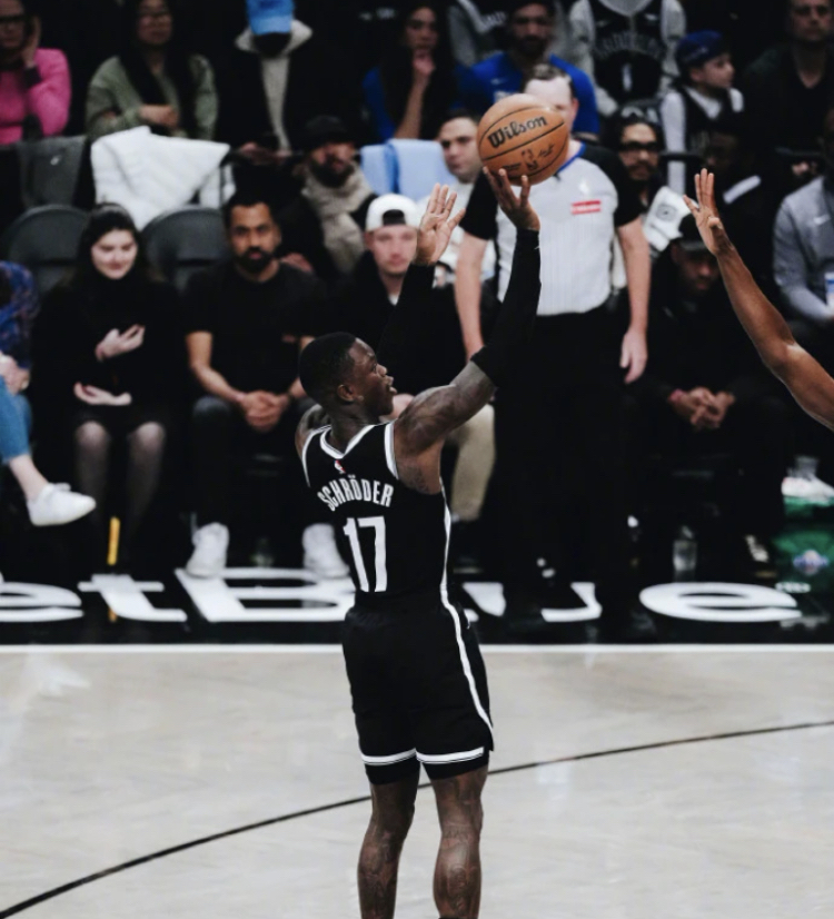 NBA东部决赛:篮网逆转击败雄鹿晋级总决赛 NBA东部决赛:篮网逆转击败雄鹿晋级总决赛