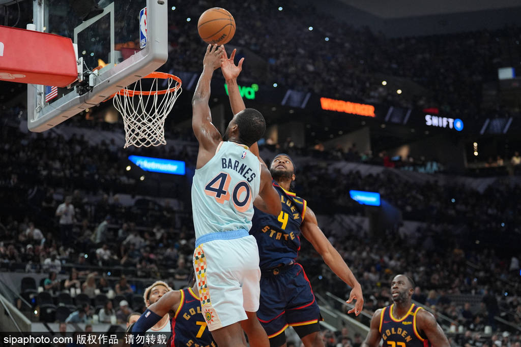 勇士负开拓者，怀特塞德突入队伍崭露头角的简单介绍