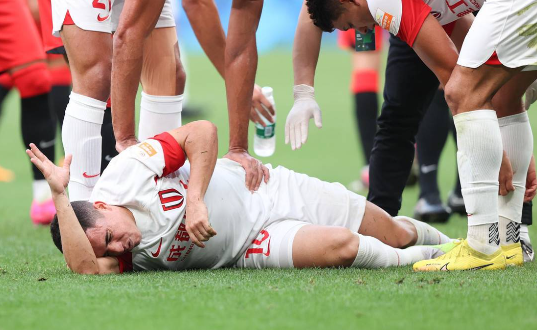 因伤病困扰球队整体实力受挑战的简单介绍 因伤病困扰球队整体实力受挑战的简单介绍