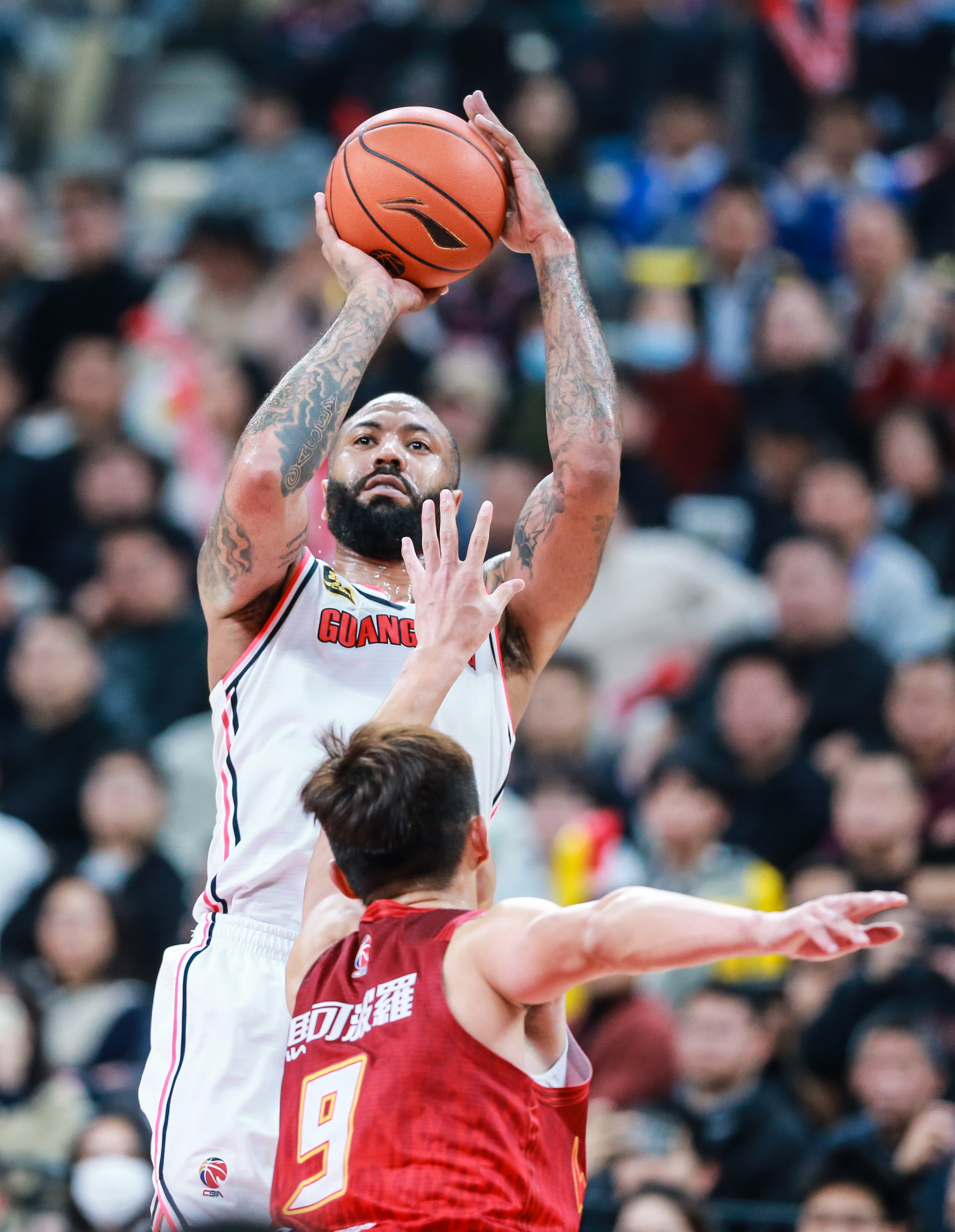 9you娱乐-包含挑战极限！球星们全力拼搏争夺胜利的词条