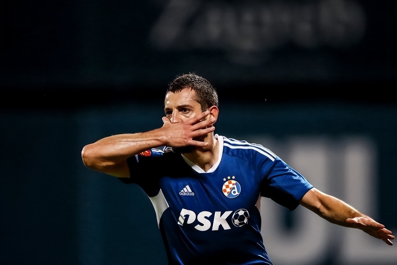 九游娱乐网页-欧预赛赛程调整通知球员：多场比赛延期的简单介绍