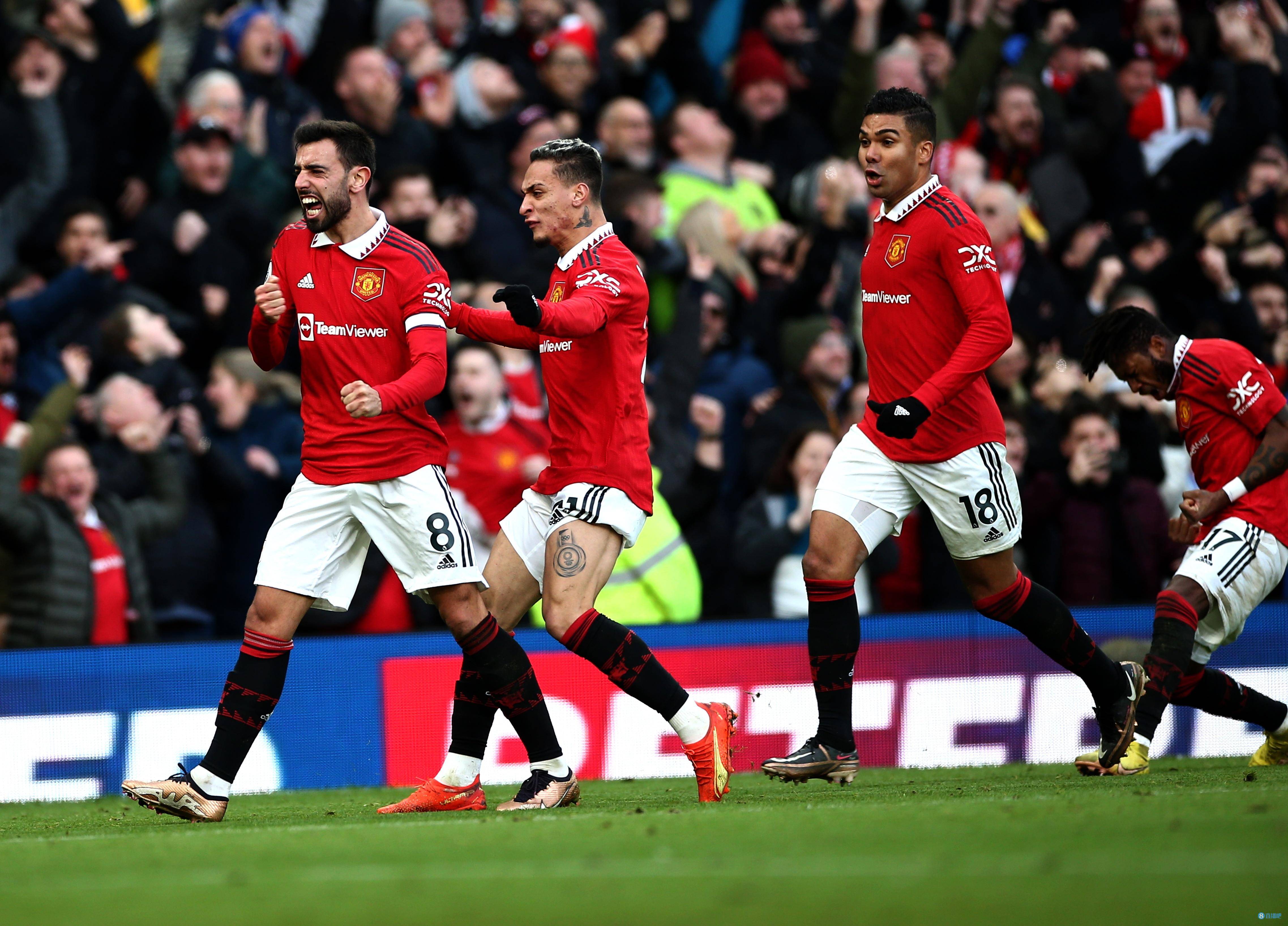 曼联主场落败,球队危机蔓延 曼联主场落败,球队危机蔓延