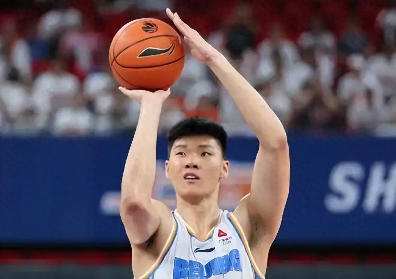 九游体育平台-关于本土球员突破瓶颈，展现出色状态为球队带来进攻火力的信息