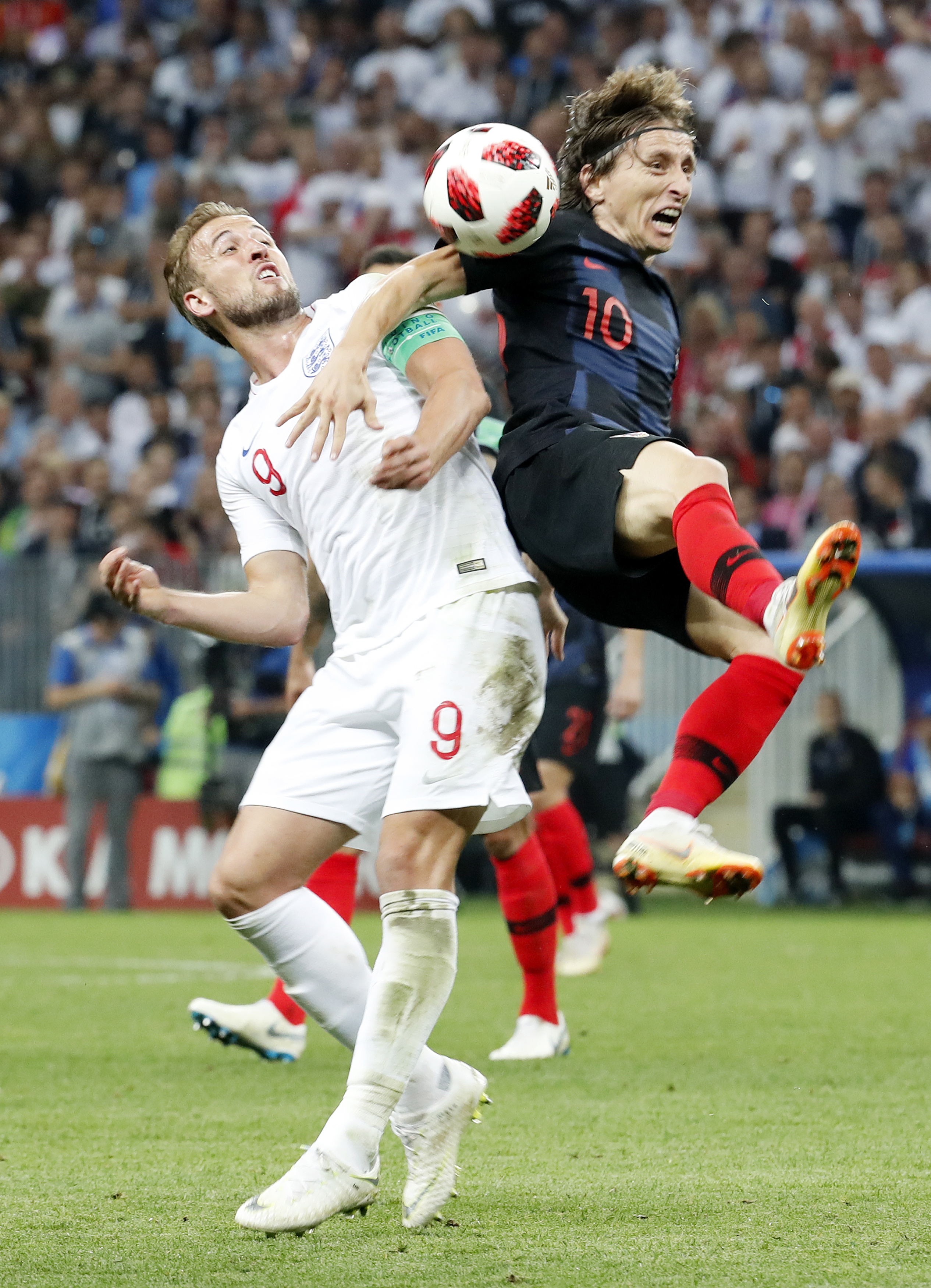 关于俄罗斯对阵克罗地亚,狭路相逢两败俱伤的信息 关于俄罗斯对阵克罗地亚,狭路相逢两败俱伤的信息