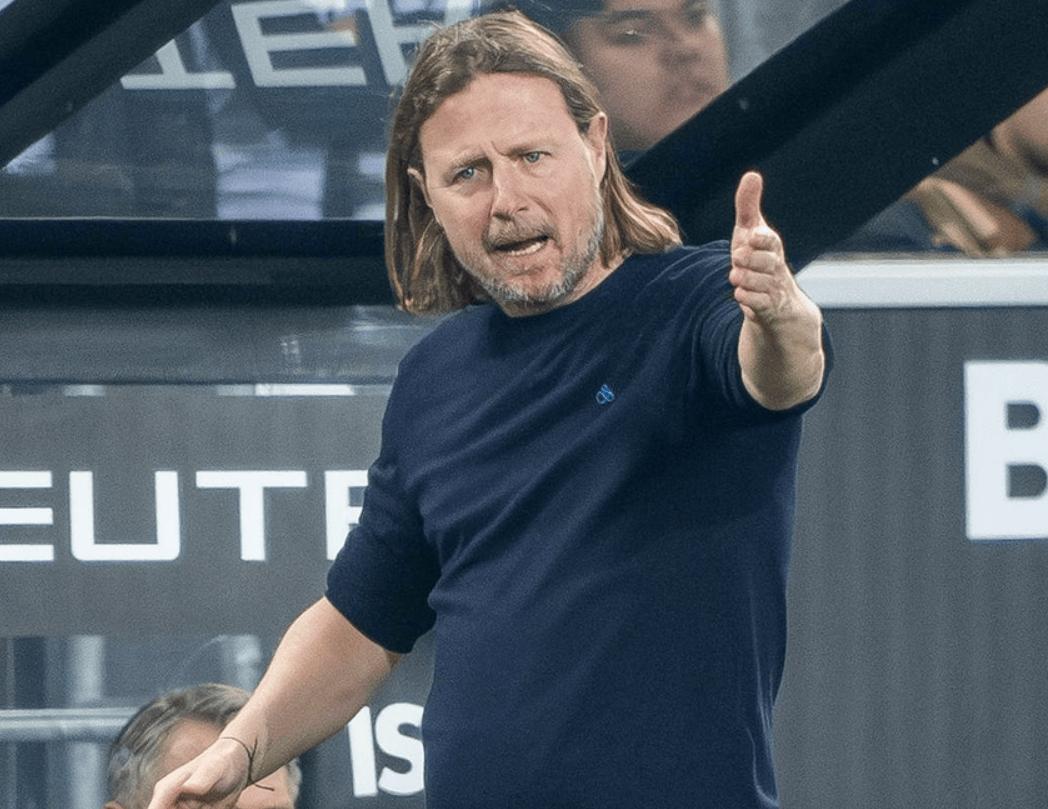 九游APP-包含亚眠继续发扬团队精神，取得连胜的词条