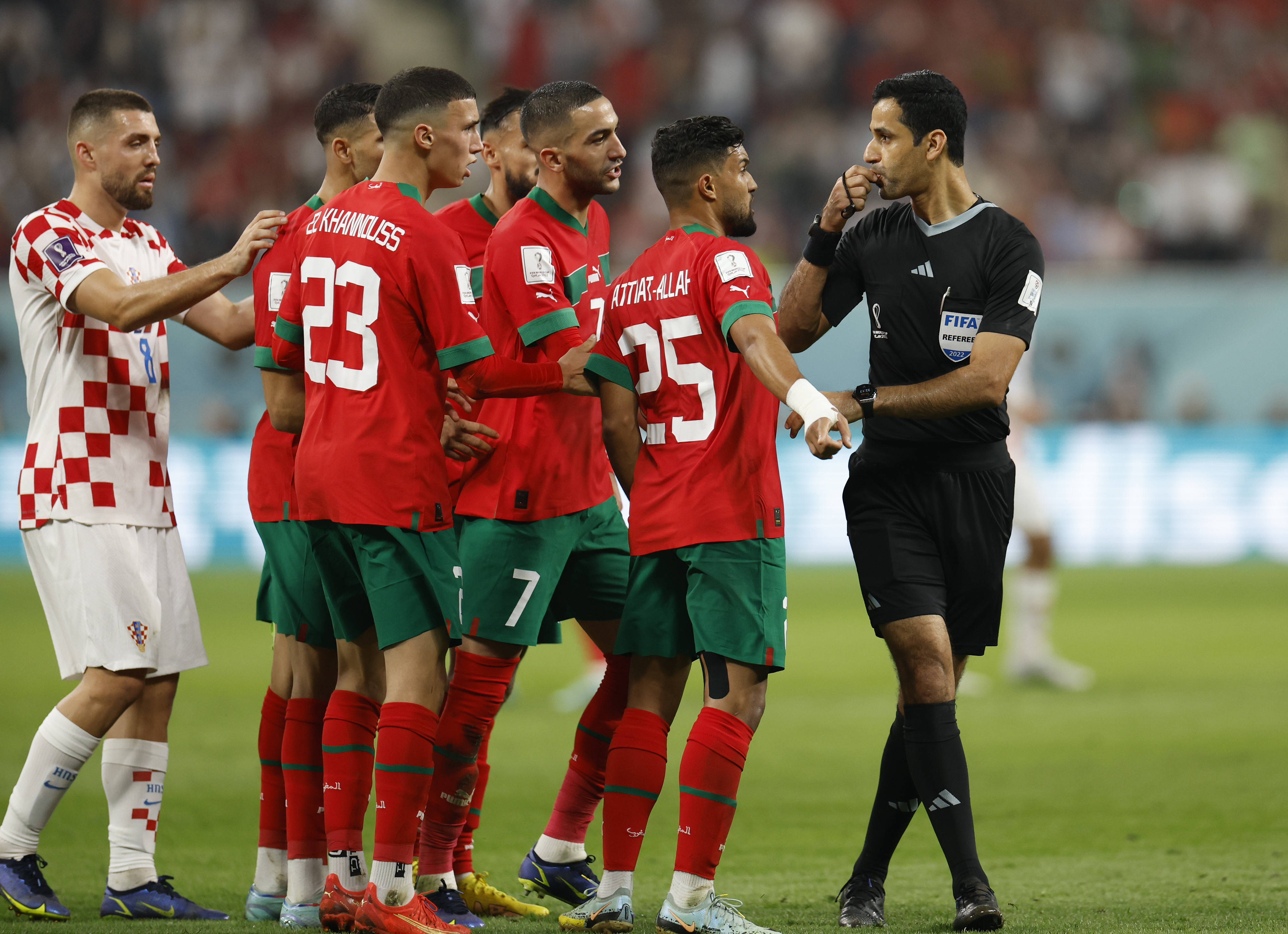 九游娱乐官方网站-摩洛哥队实现逆袭，成功晋级八强