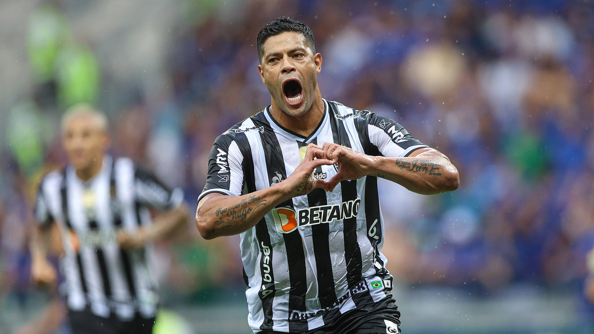 九游官网-雷恩主场战平圣保罗，保持不败纪录