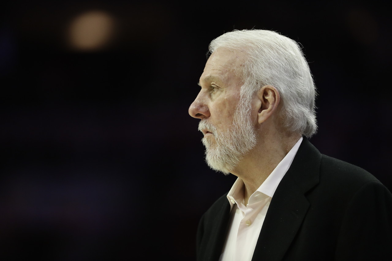 九游娱乐-狂人波波维奇赛后惨败热情出言犯规的简单介绍