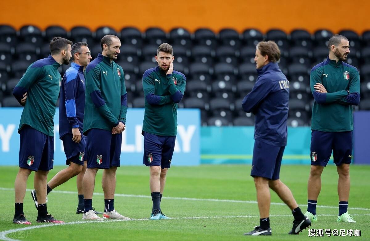 西班牙劲旅解雇主教练重新调整阵容 西班牙劲旅解雇主教练重新调整阵容