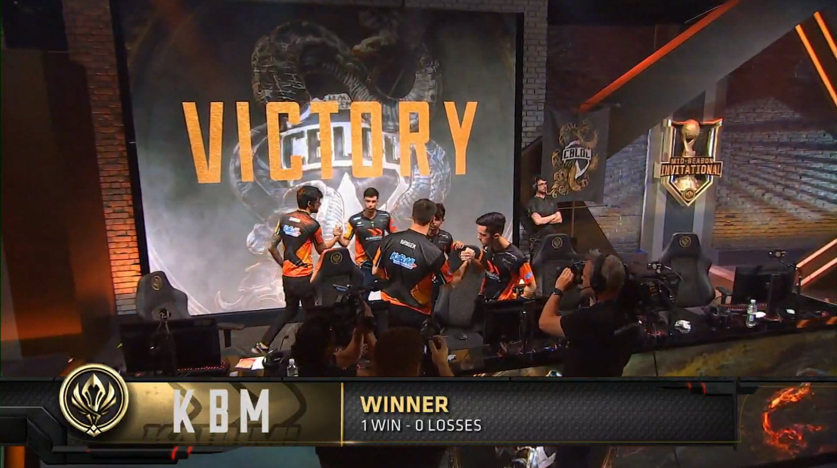 九游APP-包含日本近期状态不佳，宣告小组出线形势堪忧的词条