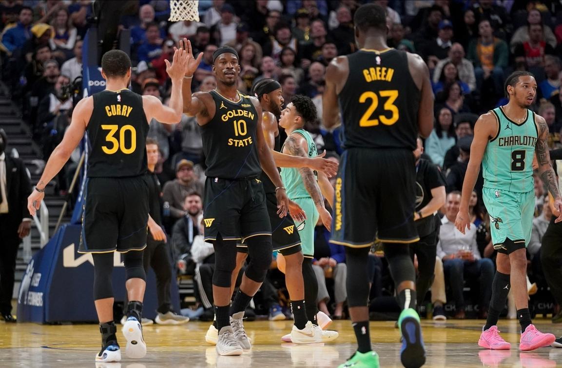 九游体育APP下载-勇士客场不敌雄鹿，自家战绩惨淡