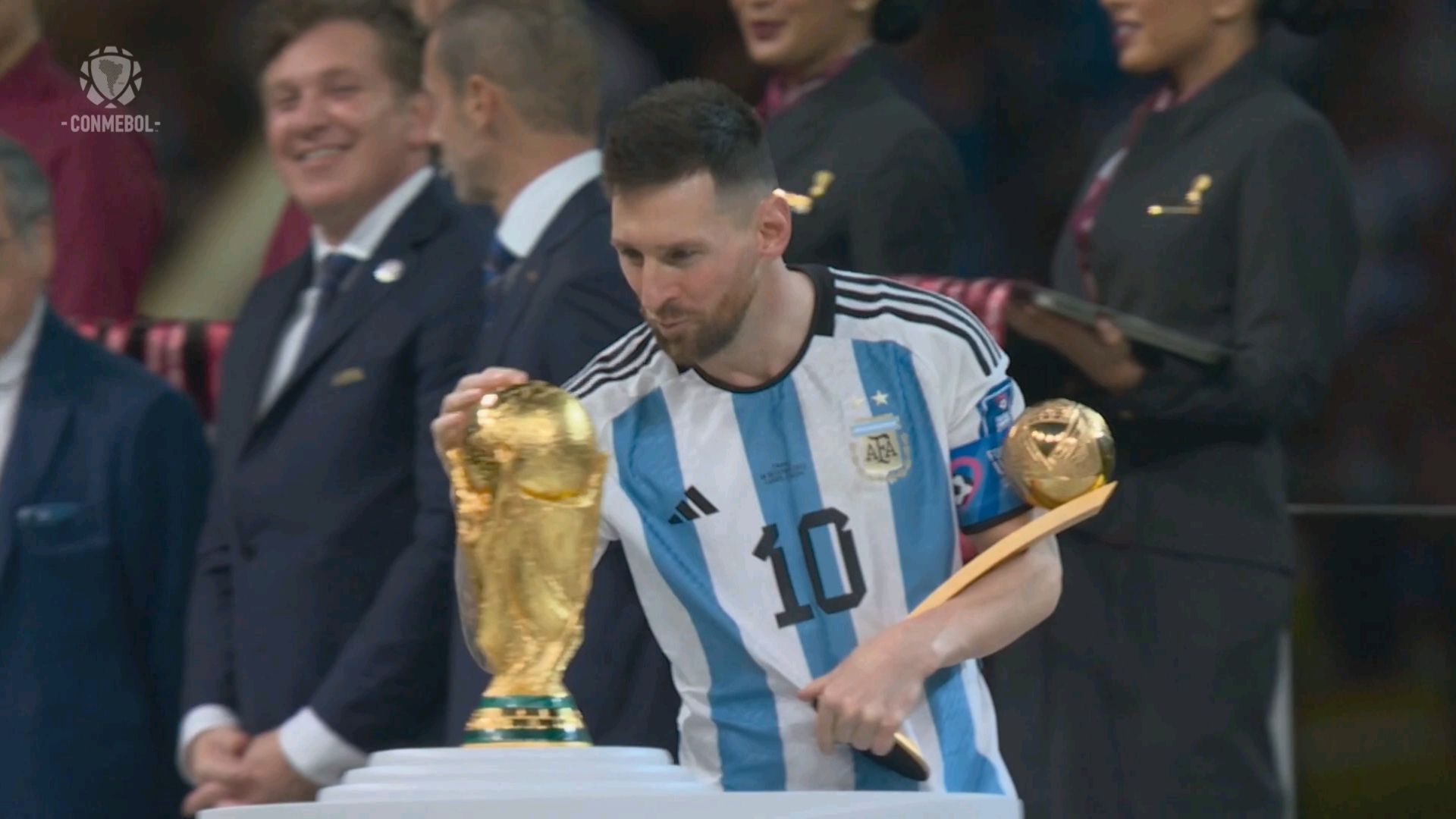 梅西领衔阿根廷队参加欧洲杯 梅西领衔阿根廷队参加欧洲杯