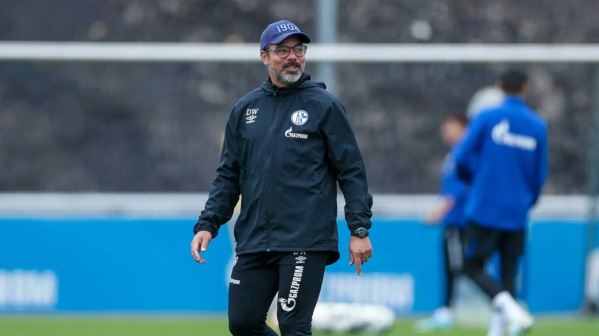 九游体育APP下载-关于沙尔克客场取分，赛季表现逐渐回升的信息