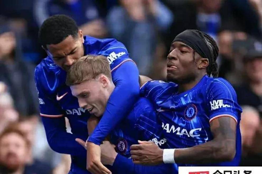 切尔西教练团队胜果累累,战绩稳健 切尔西教练团队胜果累累,战绩稳健